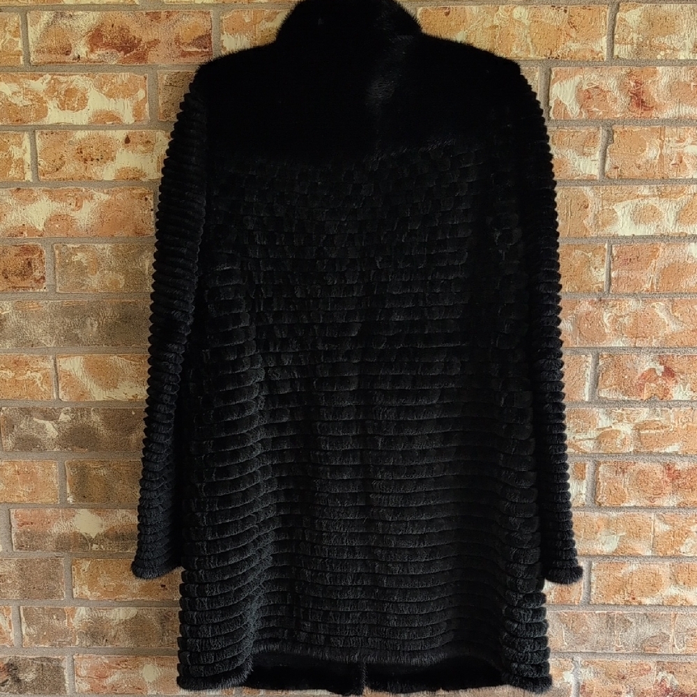 Black Fur Coat (Saks Or Bergdorf) - Picture 5 of 10